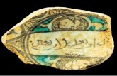 As exposições de cunho histórico oferecem a oportunidade · Há livros, principalmente o Alcorão, decorados com pó de ouro e de lápis-lázuli, uma pedra de intenso azul celeste.